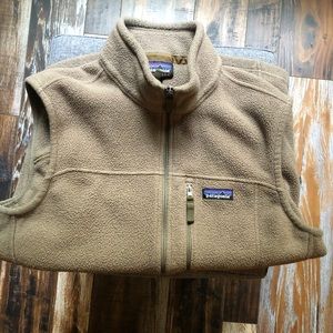 || Patagonia Synchilla Vest medium.